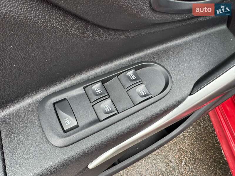 Хэтчбек ВАЗ / Lada XRay 2019 в Киеве фото 35 Хэтчбек ВАЗ / Lada XRay 2019 в Киеве