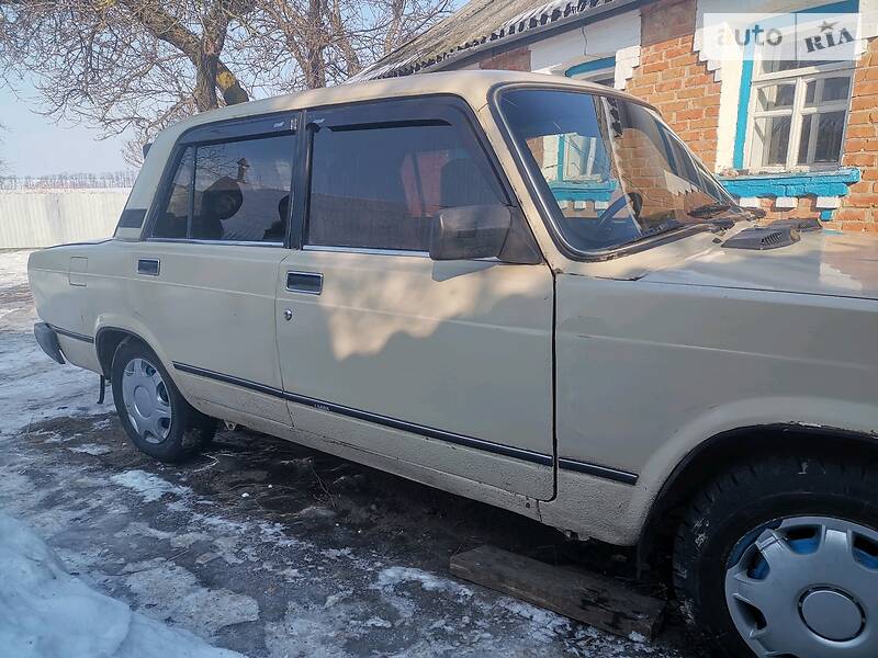 ВАЗ 2107