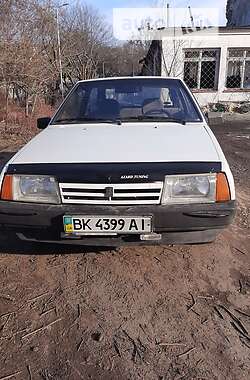 Хэтчбек ВАЗ 2108 1996 в Львове