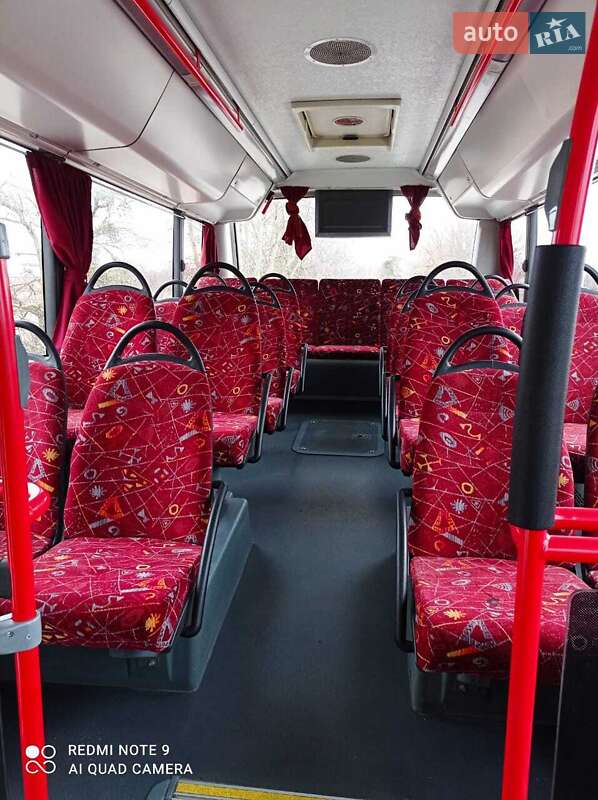 Городской автобус VDL Ambassador 2006 в Луцке