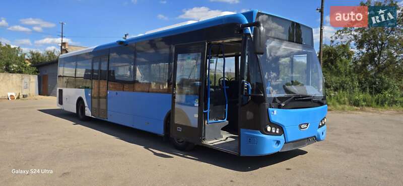 Городской автобус VDL Citea 2012 в Луцке