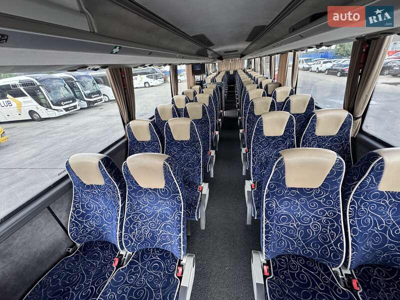 Туристичний / Міжміський автобус VDL Futura FHD2 2015 в Києві