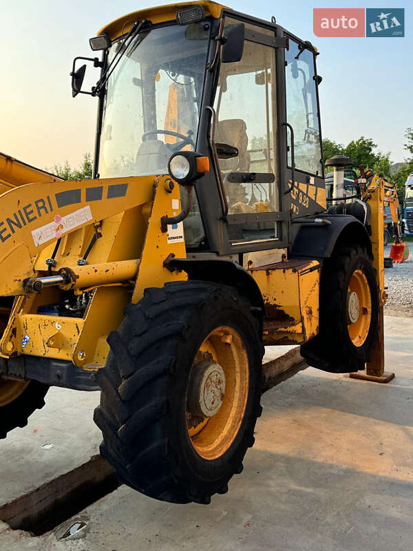 Экскаватор погрузчик Venieri VF 2002 в Недобоевцах