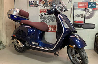 Скутер Vespa GTS 2020 в  фото 3 Скутер Vespa GTS 2020 в