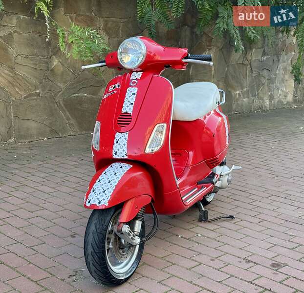 Скутер Vespa LX 2014 в Одесі