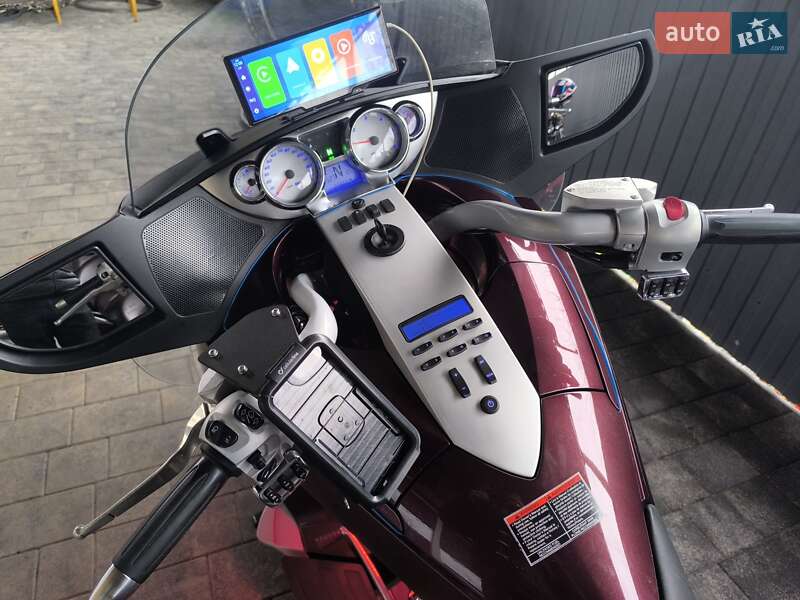 Мотоцикл Туризм Victory Vision Tour 2008 в Бердичеве