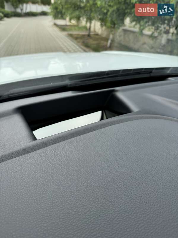 Внедорожник / Кроссовер VinFast VF-8 2022 в Киеве