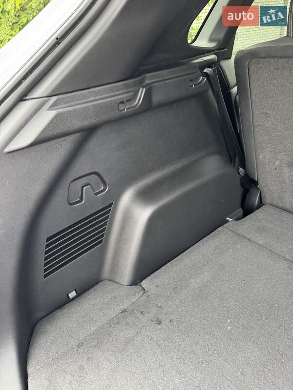 Внедорожник / Кроссовер VinFast VF-8 2022 в Киеве