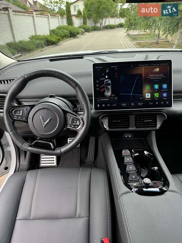 Внедорожник / Кроссовер VinFast VF-8 2022 в Киеве