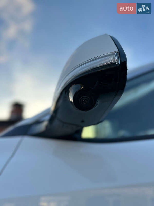 Внедорожник / Кроссовер VinFast VF-8 2024 в Одессе фото 12 Внедорожник / Кроссовер VinFast VF-8 2024 в Одессе