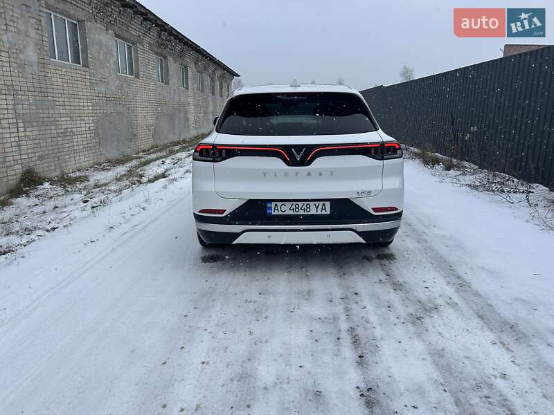 Внедорожник / Кроссовер VinFast VF-8 2023 в Любомле