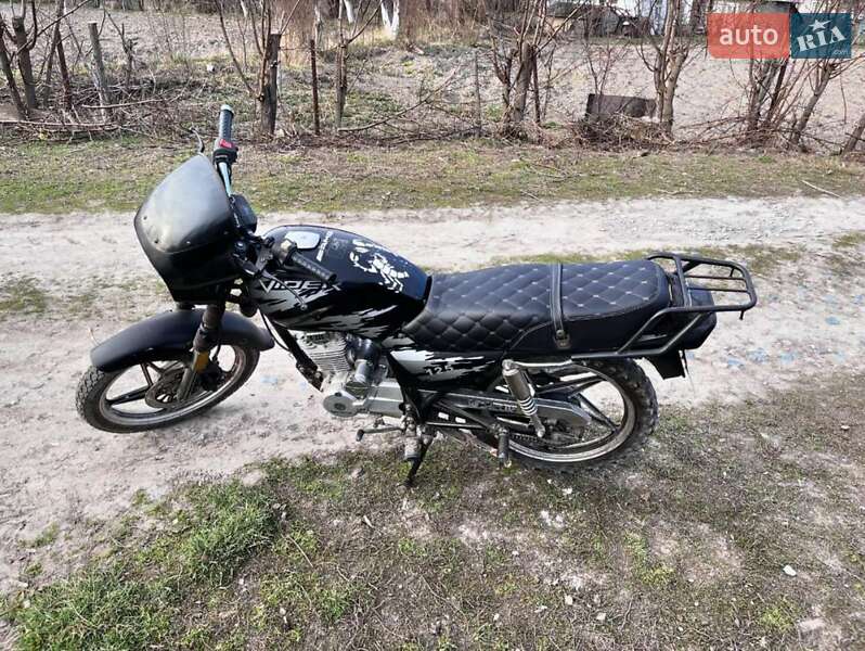 Мотоцикл Классік Viper 125 2011 в Новоселиці