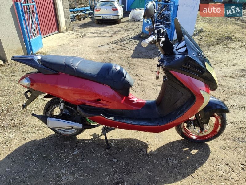 Максі-скутер Viper 150 2004 в Джурині