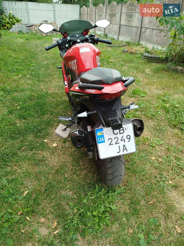 Спортбайк Viper F2 250 2023 в Березне