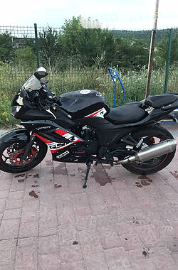 Мотоцикл Спорт-туризм Viper F2 2020 в 