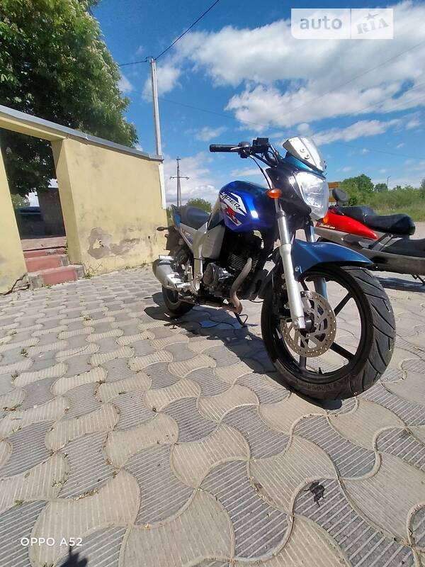 Спортбайк Viper R2 2013 в 