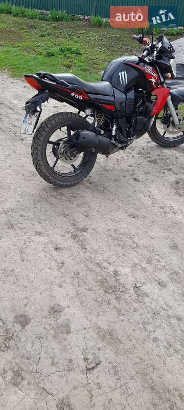 Мотоцикл Спорт-туризм Viper VM 200-R2 2014 в Красилові