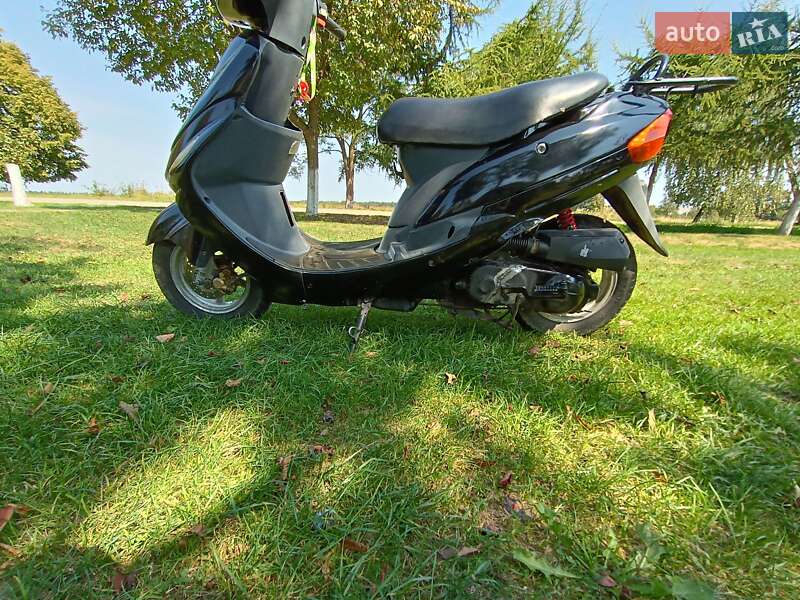 Скутер Viper Wind 2010 в Брошневе-Осаде