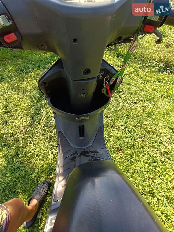 Скутер Viper Wind 2010 в Брошневе-Осаде