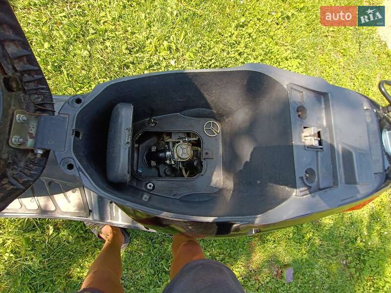 Скутер Viper Wind 2010 в Брошневе-Осаде