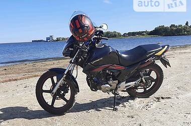 Мотоцикл Спорт-туризм Viper ZS 200N 2013 в Черкасах