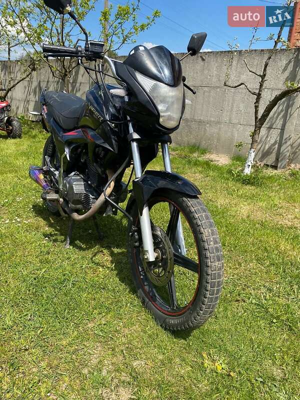 Мотоцикл Классик Viper ZS 200N 2013 в Яворове