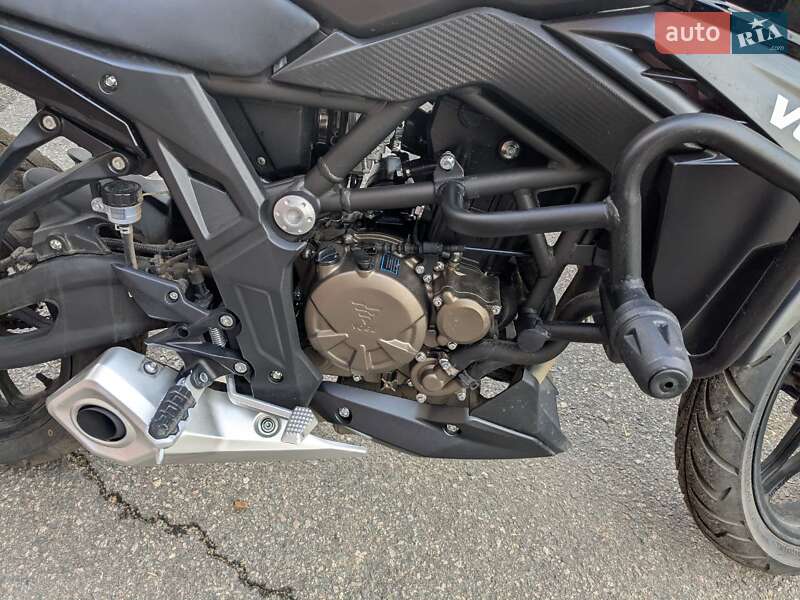 Мотоцикл Без обтікачів (Naked bike) Voge 300R 2025 в Слов'янську фото 12 Мотоцикл Без обтікачів (Naked bike) Voge 300R 2025 в Слов'янську