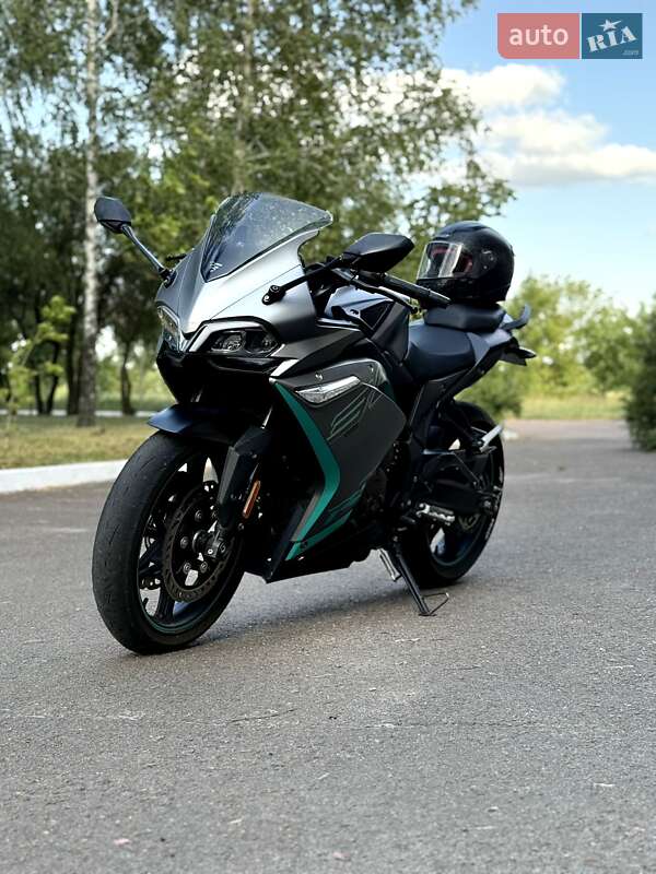 Voge 300RR 2021