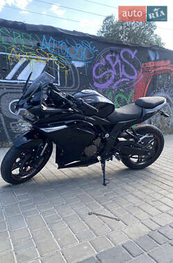 Спортбайк Voge 300RR 2021 в 