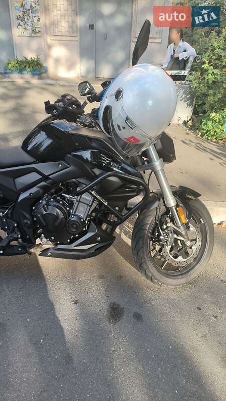 Мотоцикл Без обтекателей (Naked bike) Voge 500R 2023 в Киеве