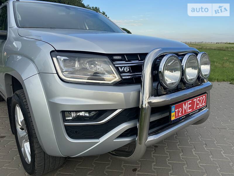 Пікап Volkswagen Amarok 2017 в Рівному