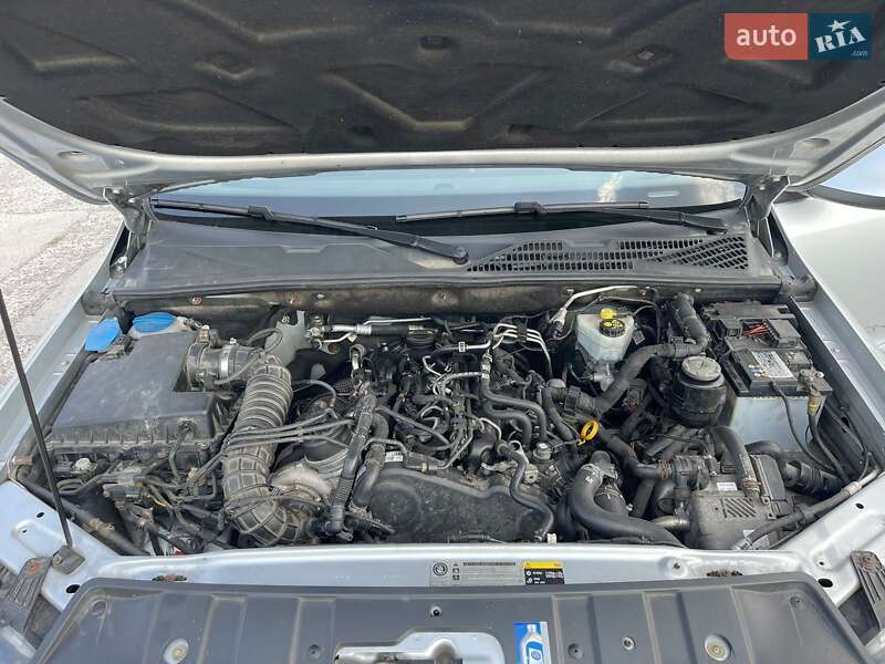 Пикап Volkswagen Amarok 2014 в Ужгороде