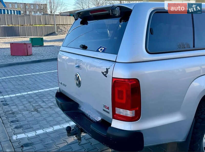 Пікап Volkswagen Amarok 2013 в Чернівцях
