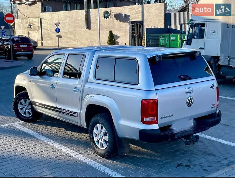 Пікап Volkswagen Amarok 2013 в Чернівцях