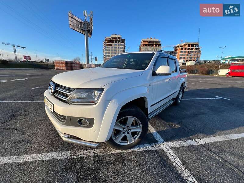 Пикап Volkswagen Amarok 2015 в Ужгороде