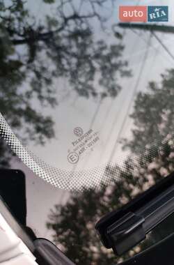 Пікап Volkswagen Amarok 2012 в 