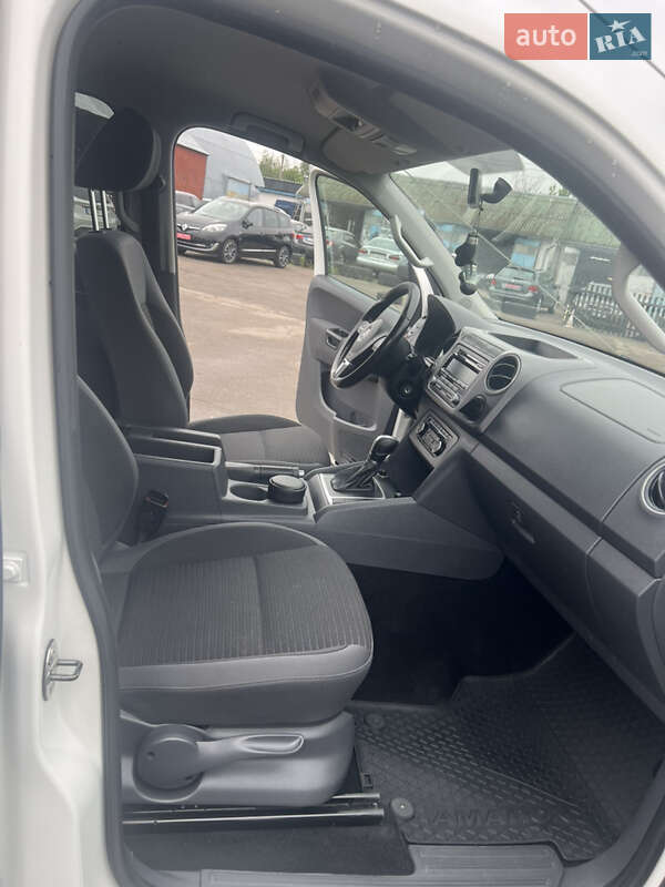 Пикап Volkswagen Amarok 2013 в Ровно