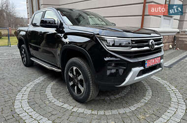 Пікап Volkswagen Amarok 2023 в Чернівцях