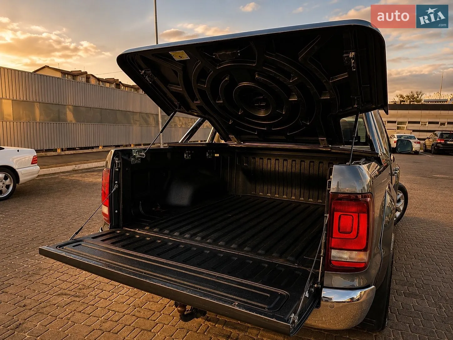 2017 Volkswagen Amarok - мініатюра 8