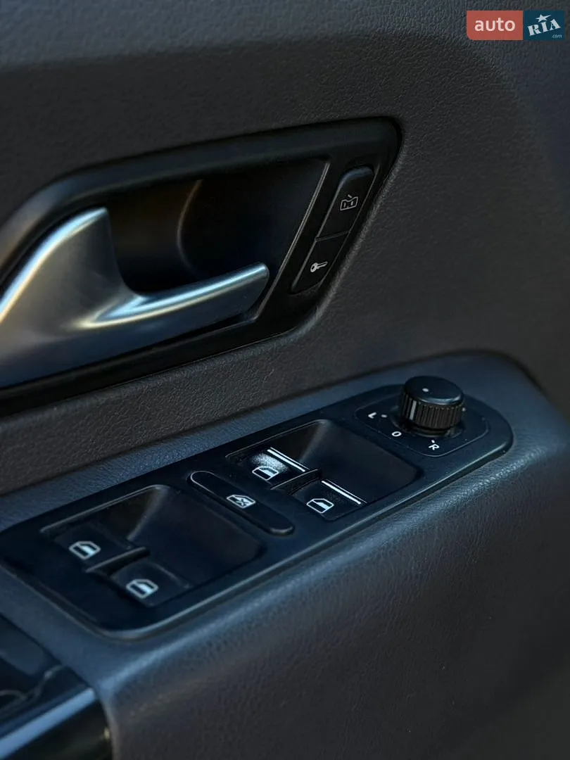 2016 Volkswagen Amarok - мініатюра 28