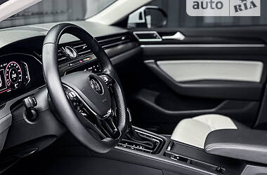 Лифтбек Volkswagen Arteon 2020 в 