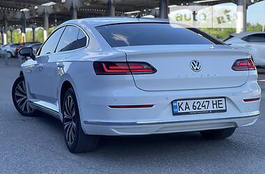 Ліфтбек Volkswagen Arteon 2017 в Дніпрі