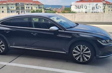 Ліфтбек Volkswagen Arteon 2017 в Ужгороді