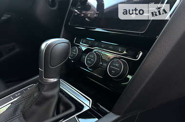 Лифтбек Volkswagen Arteon 2019 в 
