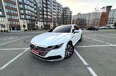 Лифтбек Volkswagen Arteon 2019 в 