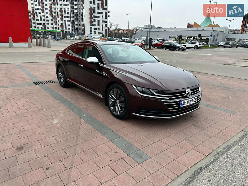 Лифтбек Volkswagen Arteon 2018 в Киеве
