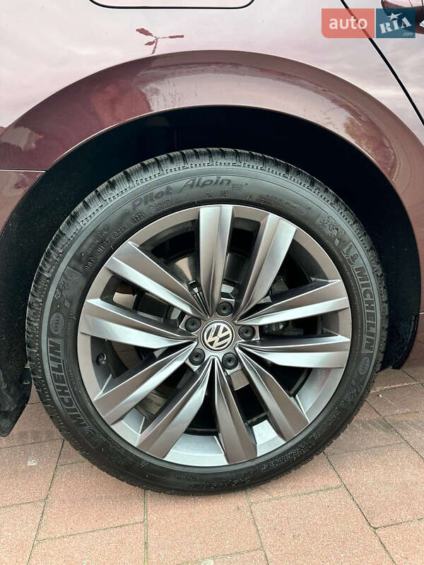 Лифтбек Volkswagen Arteon 2018 в Киеве
