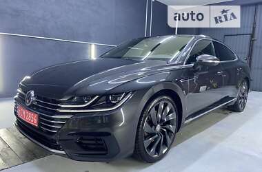 Ліфтбек Volkswagen Arteon 2018 в Стрию