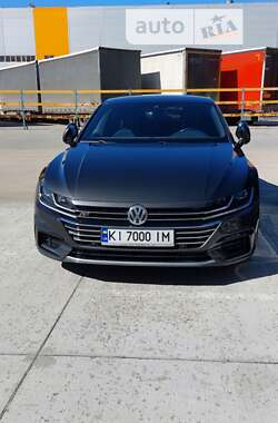 Лифтбек Volkswagen Arteon 2018 в Киеве