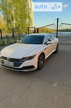 Лифтбек Volkswagen Arteon 2018 в Киеве